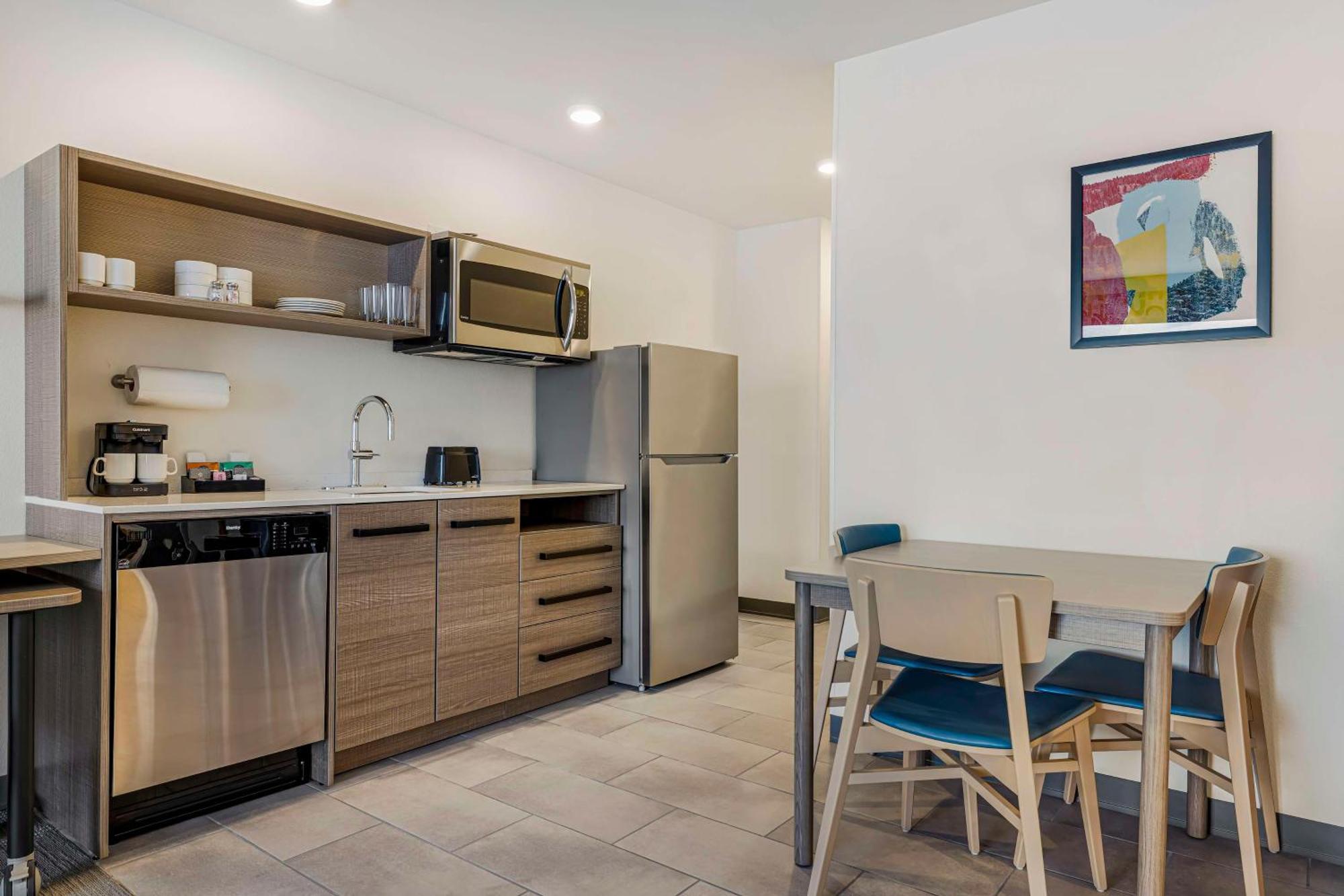 Home2 Suites By Hilton Colorado Springs Airport Exterior foto
